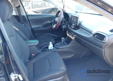 2018 Hyundai Elantra Gt из США, поврежденный, VIN KMHH35LE6JU023822